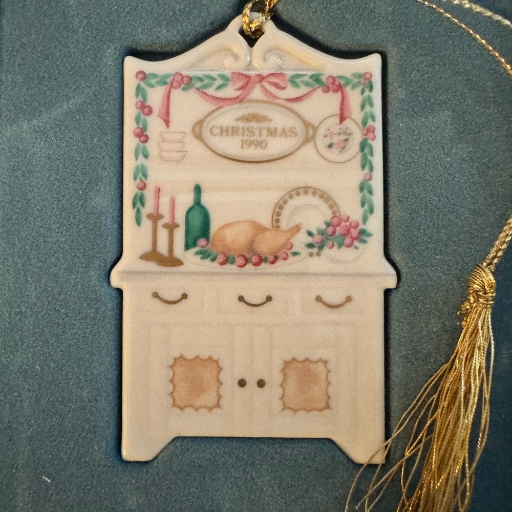 Lenox China® Holiday Homecoming Collection 1990 Hutch ornament